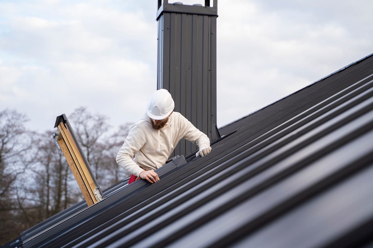 Commercial Roofing Buyer's Guide for Illinois Business Owners in 2026
